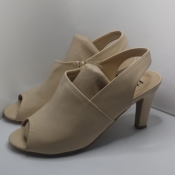 BOSTON DESIGN STUDIO - Picture 3 of 11